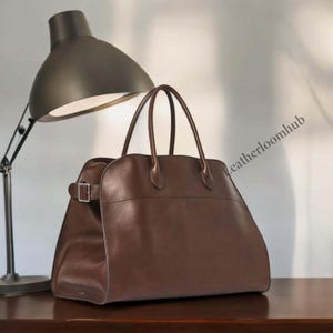 Suede Tote – Minimalist Genuine Leather Handbag