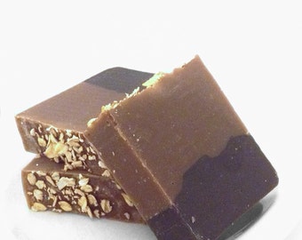 GUINNESS BEER Soap: Oatmeal Stout - Coconut Milk Soap / Guinness Extra Stout Beer / Shea Butter / Cold Process