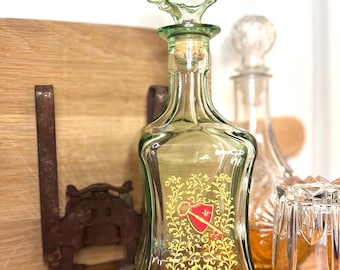Vintage 1973 Old Fitzgerald Collection Glaskaraffe mit Original Korkverschluss Gold Key Crest Whisky Bourbon Bar Decor