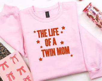 Bluza z kapturem Twin Mom Life: Ekologiczna bluza z kapturem