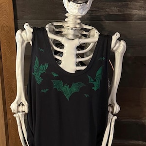 Black Scoop Neck Tank with Green Bats- Eek!