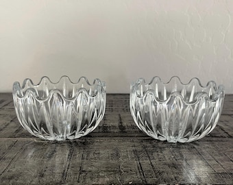 Vintage Pressed Glass Dessert Bowls Set of 2 – Starburst Pattern Clear Glass, Scalloped Rim, Retro Serving Bowls, Cottage Decor