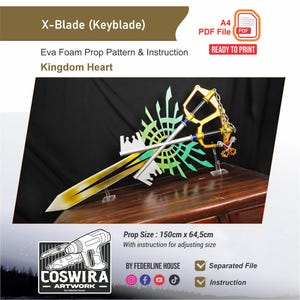 Pode incluir: Um acessório X-Blade Keyblade feito de espuma EVA, com um design dourado e prateado e um elemento central de sol verde. O texto diz X-Blade (Keyblade), Eva Foam Prop Pattern & Instruction, Kingdom Heart e Prop Size: 150cm x 64,5cm.