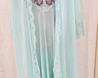 Vintage OLGA Full Sweep Peignoir Set