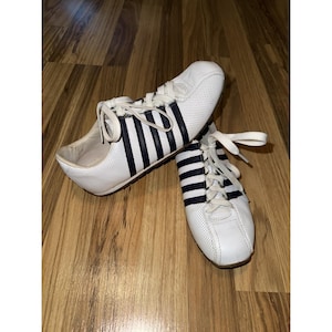 Zapatillas bajas clásicas de cuero blanco K-Swiss Y2K de los años 90 para mujer, talla 6.5 imagen 1