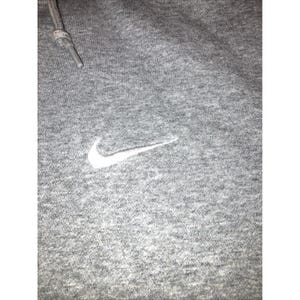 Bluza z kapturem Nike Swoosh w stylu vintage Y2K w kolorze szarym, duża zdjęcie 2