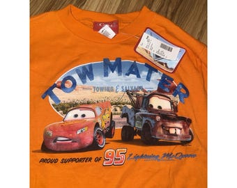 VTG NUEVO Disney Pixar Cars Talla 7 Niños Rayo McQueen Tow Mater Manga Larga