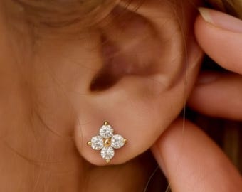 Gold Flower Diamond Stud Earrings, Minimalist Floral Studs, Tiny Gold Earrings, Dainty Everyday Jewelry, Gift for Her