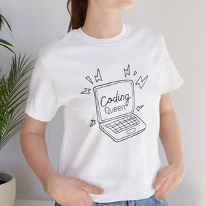 Coding Queen Short Sleeve Tee Graphic T-Shirt Gift for Programmers Cute Coding Techie Shirt Women Girls in Tech Software Engineer Developer