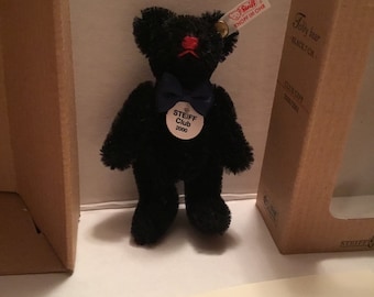 Ours en peluche noir en mohair 4 pouces Steiff Club fabriqué en Allemagne, état neuf dans une boîte avec certificat d'authenticité
