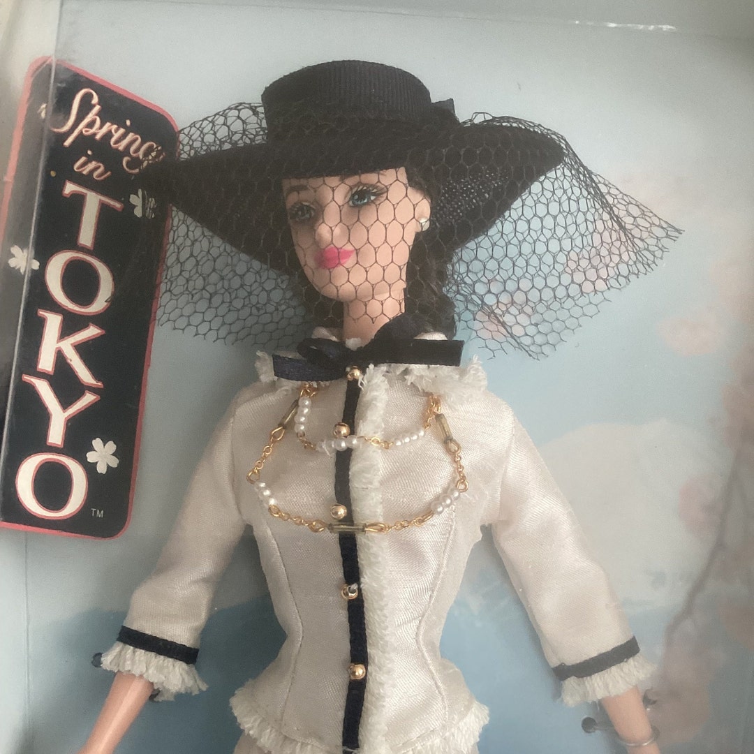 Vintage Spring in Tokyo™ Barbie® Doll - 23499 BarbiePedia