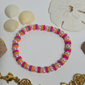 Pretty pearls bracelet