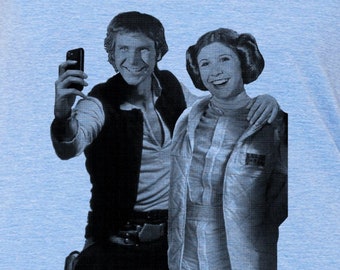 Star Wars Han Leia selfie | StarWars graphic tee | womens graphic shirts | Star Wars funny tees