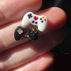 10 tiny resin game controllers