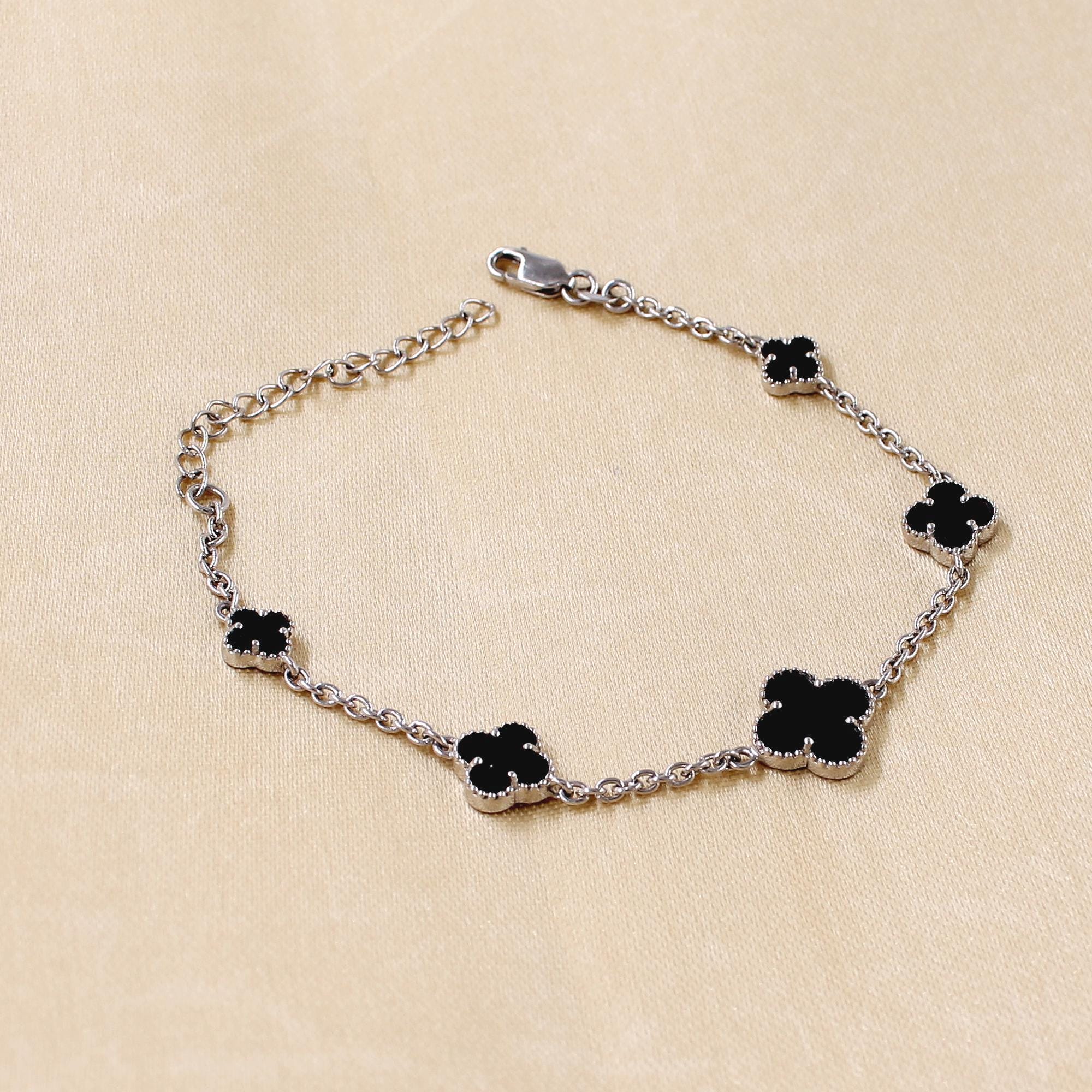 Black silver clover bracelet - Etsy 日本