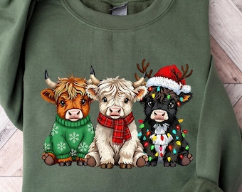 Christmas Cow Sweatshirt, Cow Lights Sweater, Cow Women Sweatshirt, Cow Lover Shirt, Christmas Sweatshirt, Highland Cow Crewneck, Farm Xmas