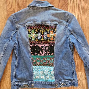 Levi's Denim Jean Jacket - Boho Ribbon Designs Sewn on Back - ONE