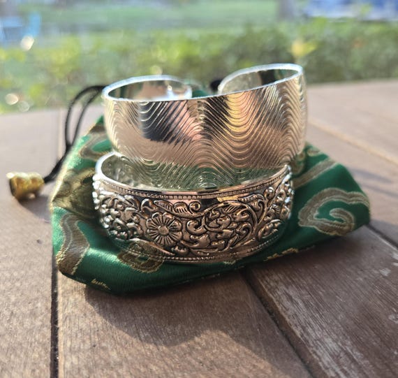 Thick Silver Bangle Bracelets with Jewelry Pouch … - image 7