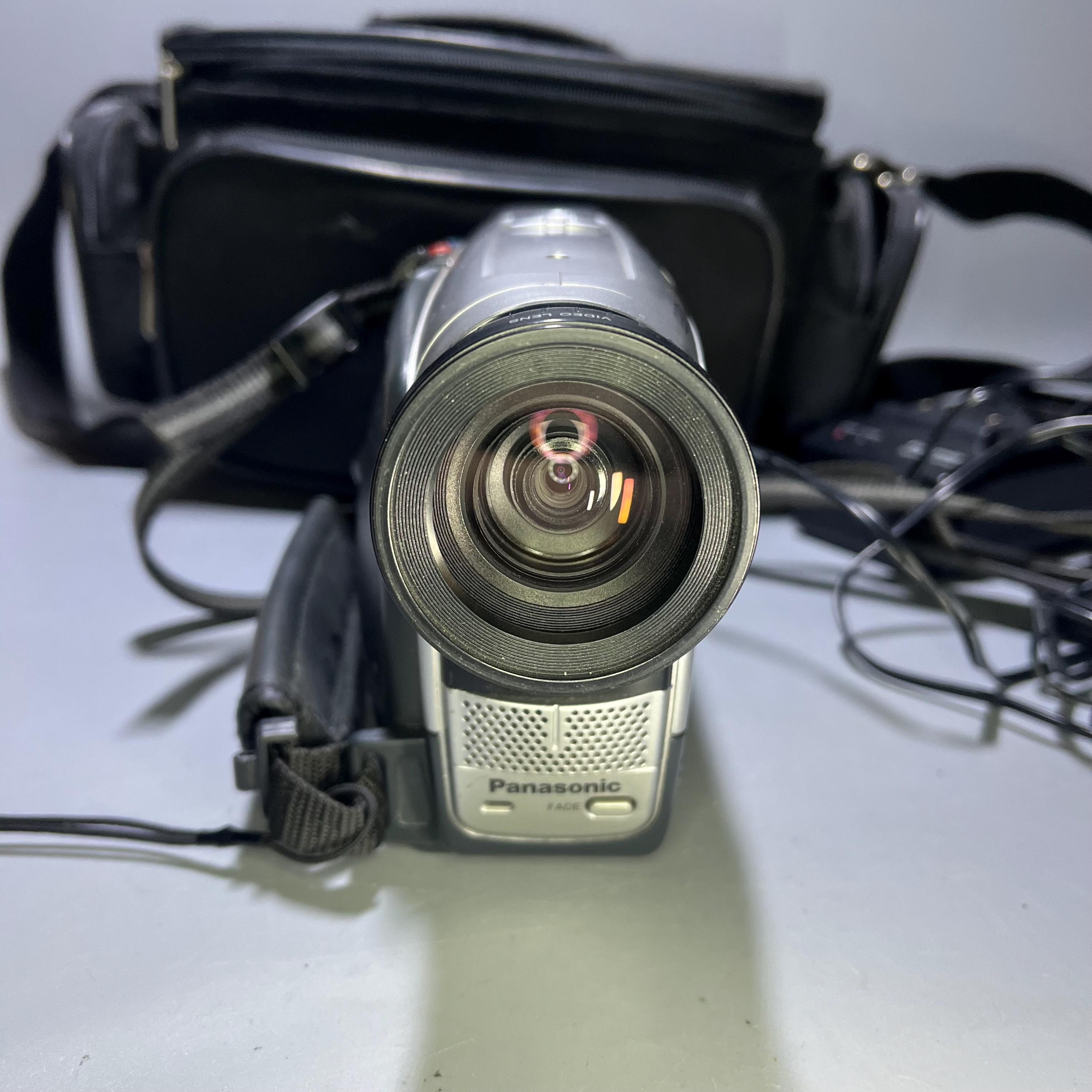 Panasonic NV-RZ2 VHS-C Movie Camera Slim Palmcorder 20x Optical