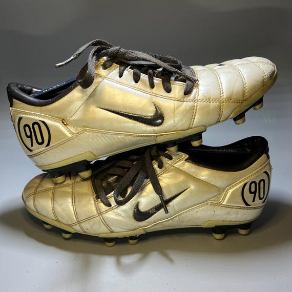 Nike Total 90 III Black/white FG Soccer Cleats US10 - Etsy