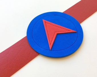 Hero Belt in red with blue circle