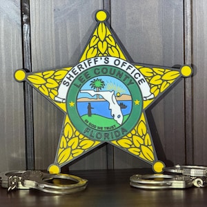 Lee County Sheriff Office Decorative Badge – 10x9.5” Raised Relief Wall Plaque – Law Enforcement Display, Police Gift, Office or Home Decor