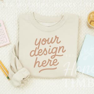 Gildan 18000 Mockup Sand Sweatshirt Lehrer Mockup Back to School Crewneck Mockup Gildan Sweatshirt Mockup Gildan 18000 Sand Lehrer