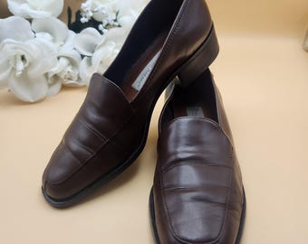 Vintage ETIENNE AIGNER flat Womens slip on brown Loafer block Heels Size 6m 6