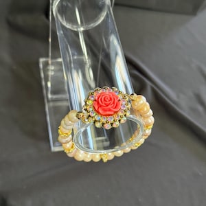 Vintage style Pearl Statement Bracelet