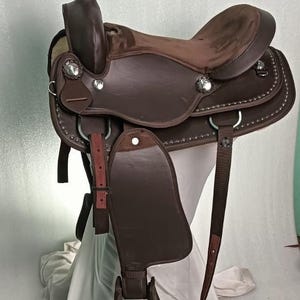 Handcrafted Brown Leather Western Horse Saddle | Comfortable Trail Riding