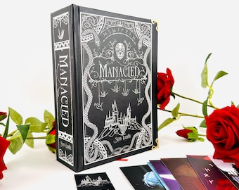 Manacled Book - Deluxe Single-Volume Edition with Illustrations - Complete Series, C11