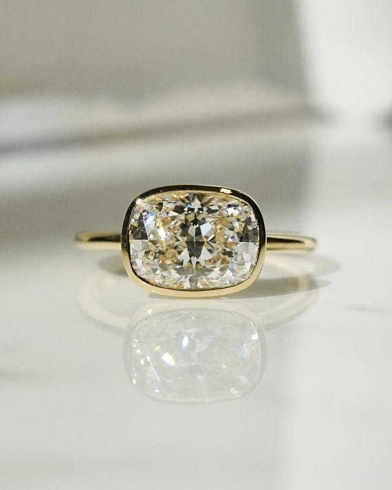 Elongated Cushion Cut East to West Set Lab Grown Diamond Solitaire