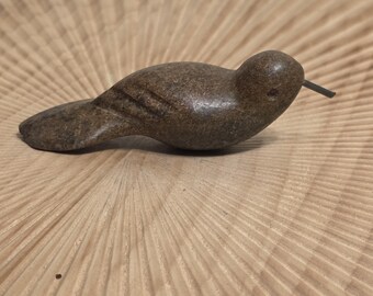 Small bird sculpture