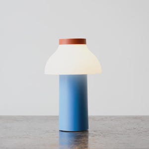 Compact Portable Lamp: Modern Illumination for Travel, Home, and Outdoor Adventures