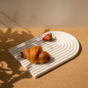 Minimalist Handmade White Marble Tray, Ribbed Arch Design, Modern Vanity Decor