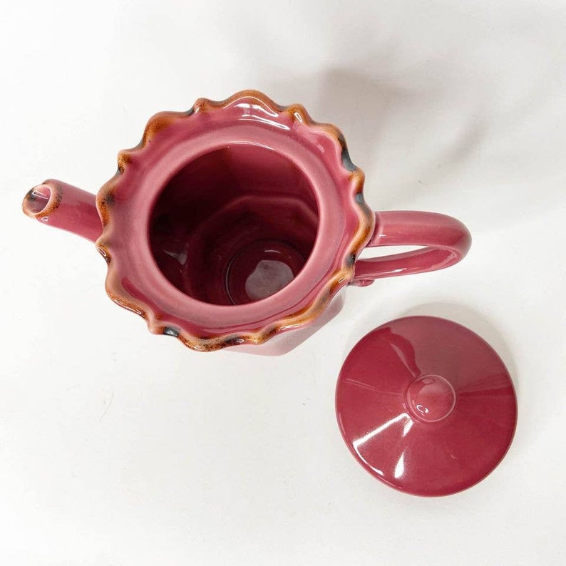 Vintage Ceramic Scalloped Edge Decorative Small Tea Pot