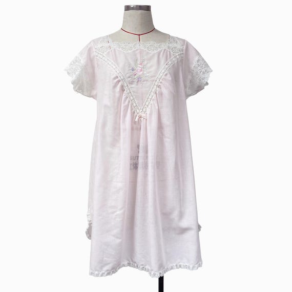 bariano lace dress Shop Bariano Emma Lace Dress ON SALE