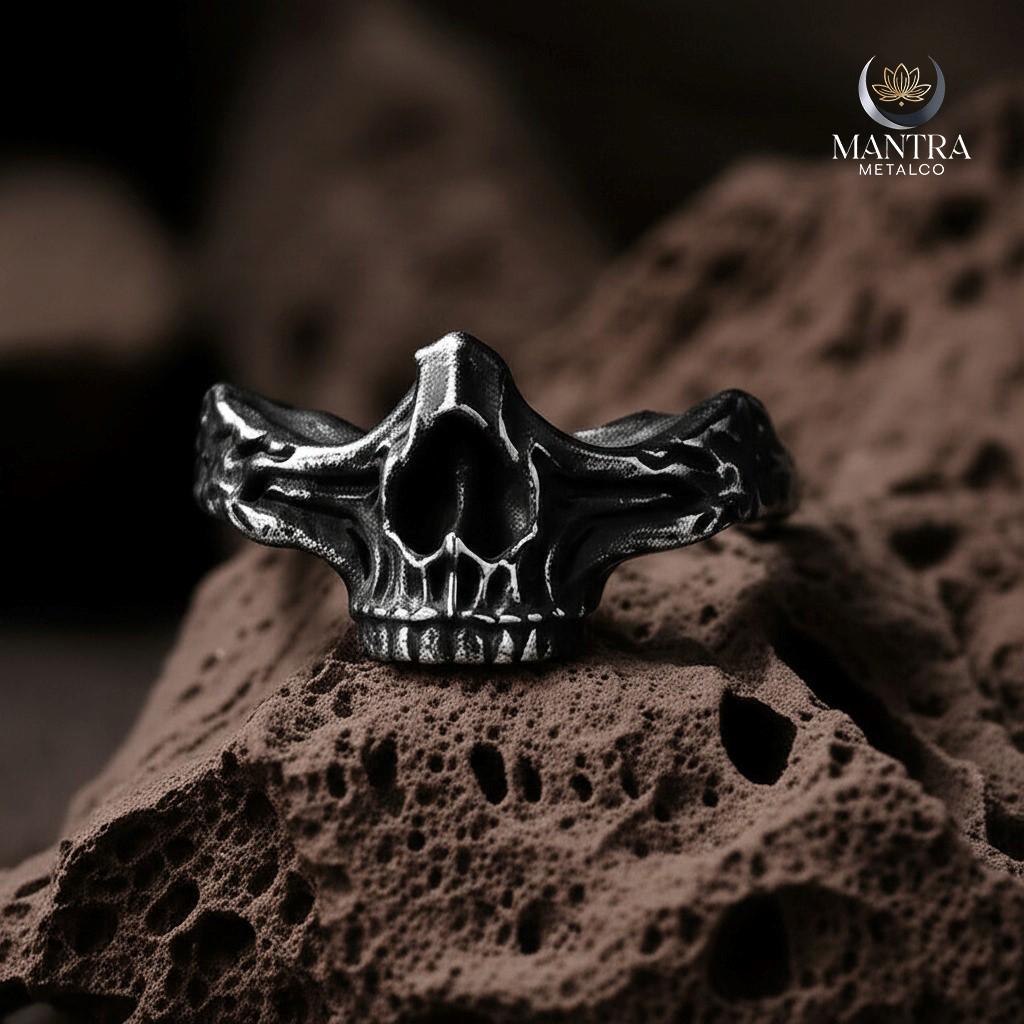 Anello con teschio da uomo - Italia