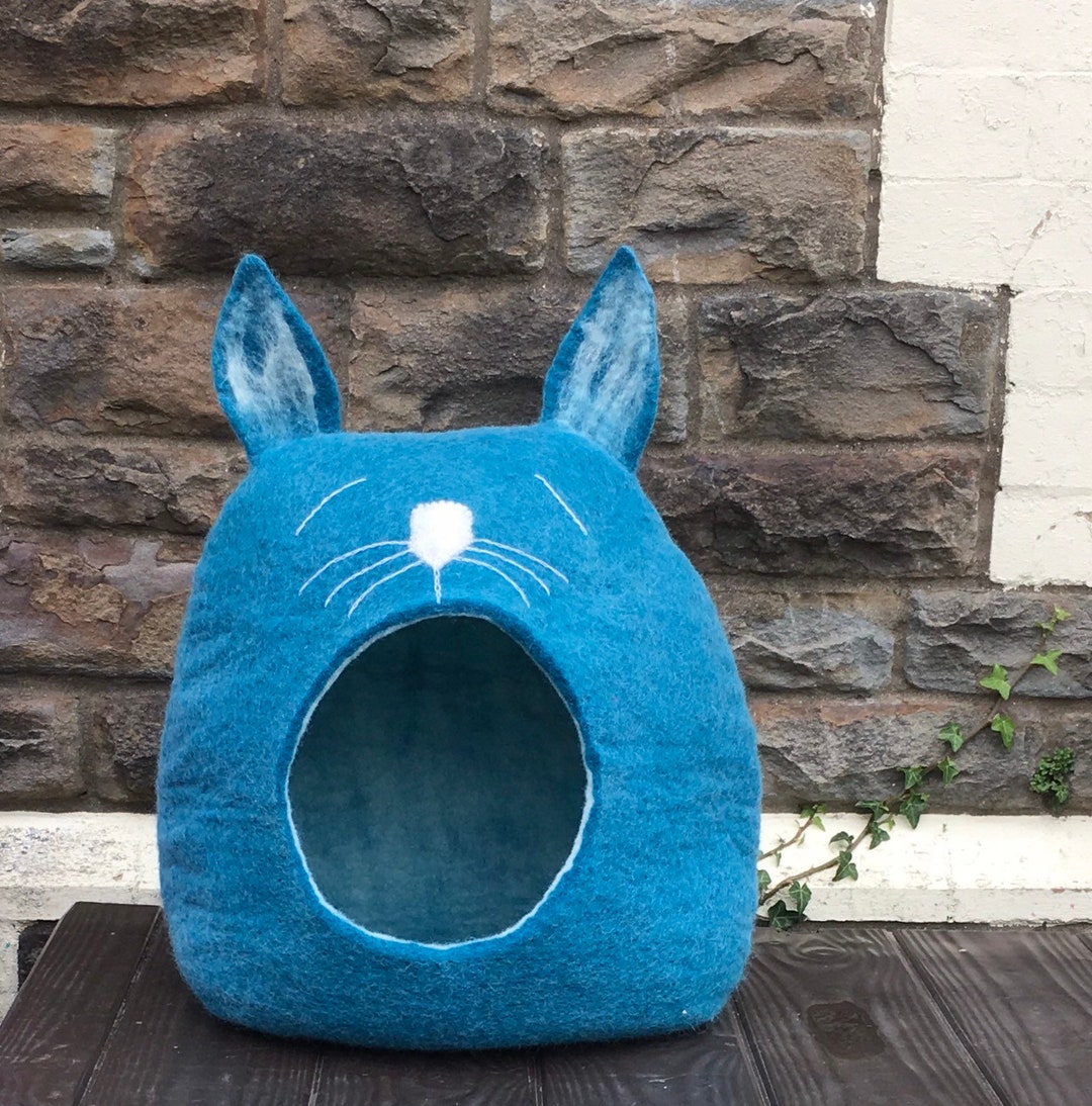 Cat Bed Yawning Cat Bed Small Dog Pet Bedding Wool Etsy