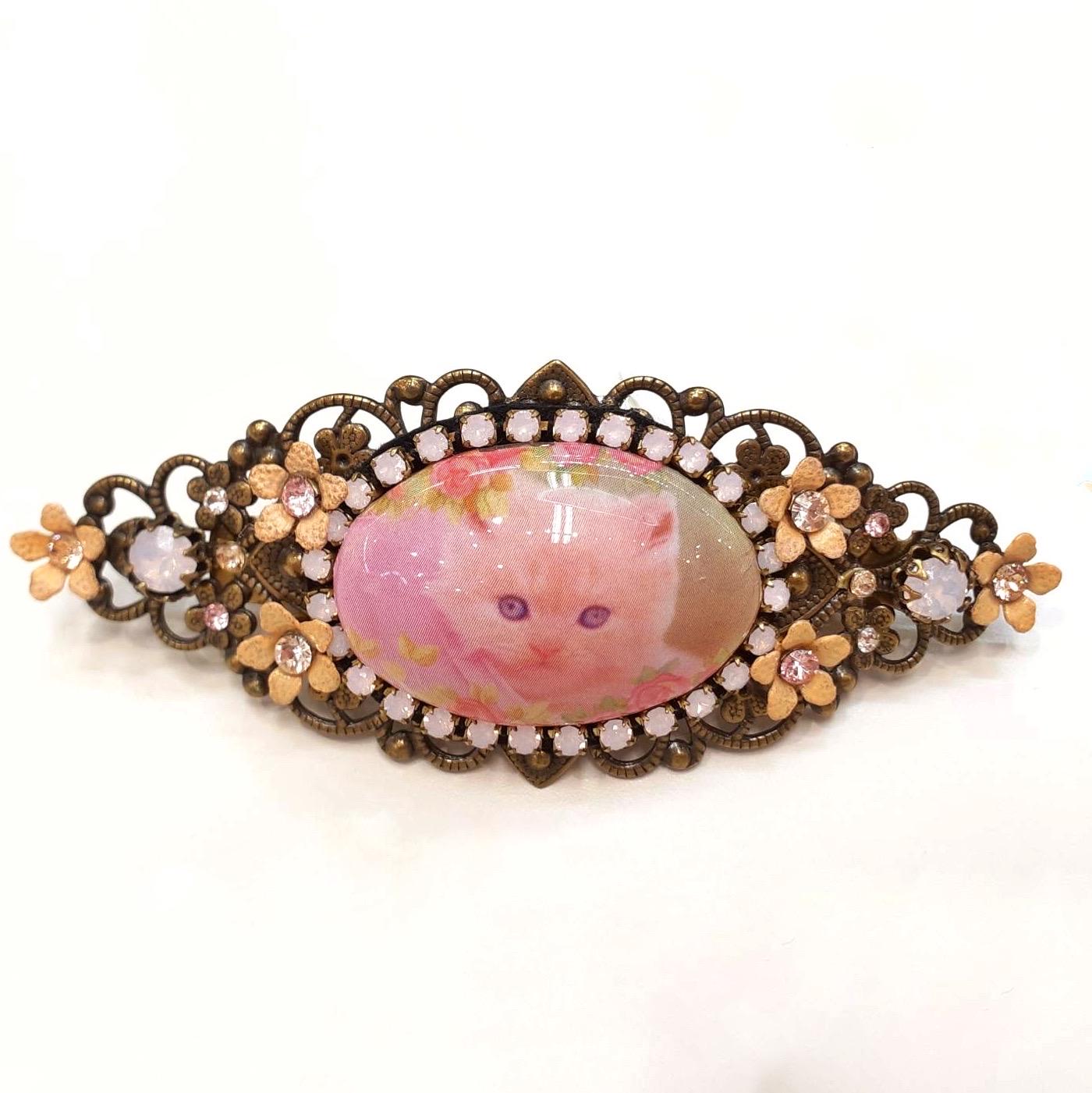 【yOungly yOungley】Cameo pearl barrette YOUNGLY YOUNGLEY-Cameo Pearl Barrette - Closet│삼성물산