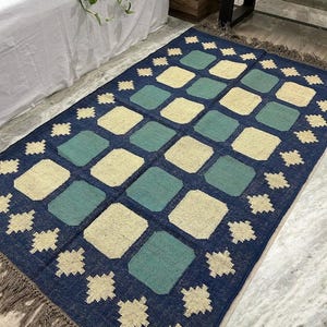 Indian Traditional Handwoven Multicolor Wool Jute Kilim Rug With Fringes Jute Rug Large Area Kilim Dhurrie Rug Vintage Jute Area Rug