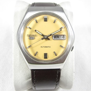Original VINTAGE SEIKO 5  Day-Date Automatic Japan Made Wrist Watch #C809