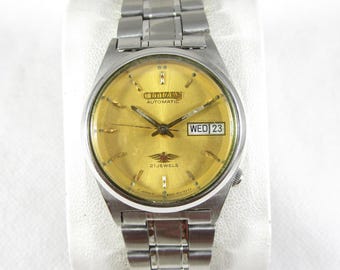 Vintage CITIZEN 21 Jewels Automatic Day Date Japan Made Watch