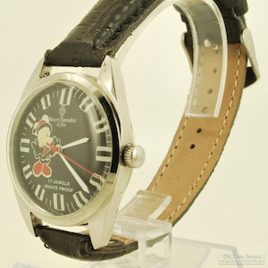 Orologio da polso vintage Henry Sandoz & Fils "Mickey Mouse Santa", 17 rubini, cassa pesante a forma di cuscino in acciaio inossidabile e color argento