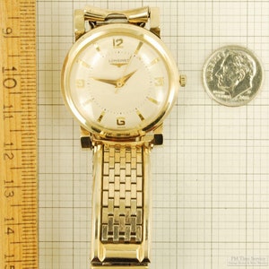 Longines grade 23ZS vintage wrist watch, 17 jewels, yellow gold filled round case with fancy faceted extended lugs image 6