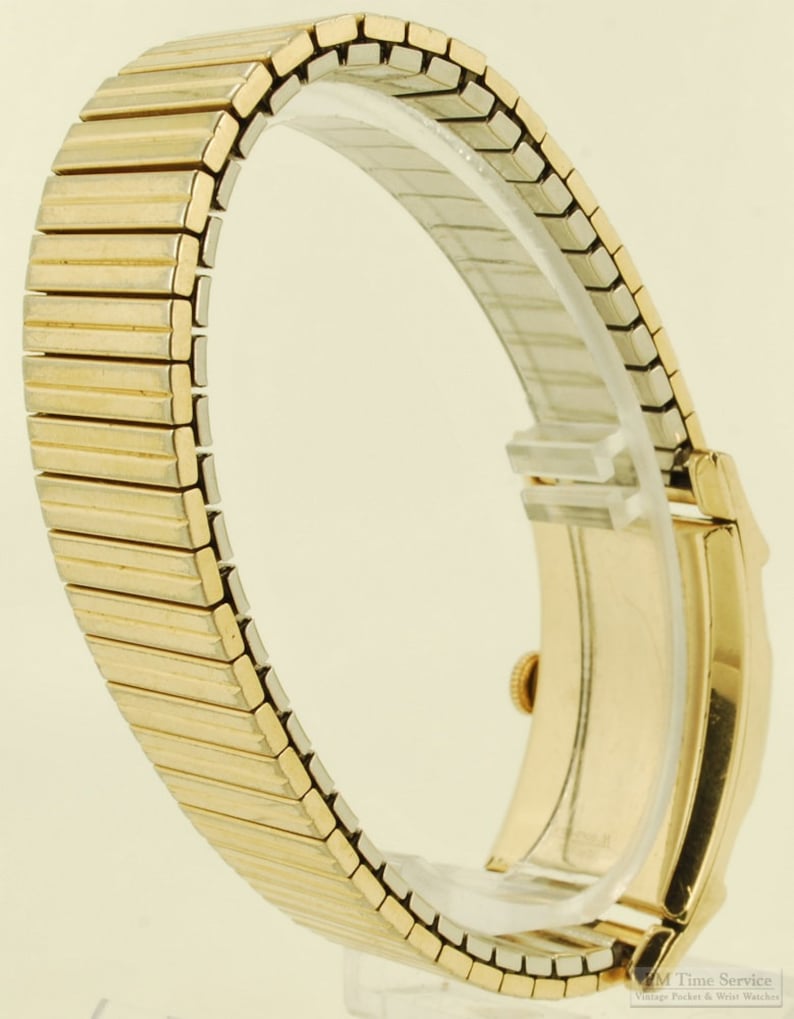 Gruen Precision grade 370 vintage wrist watch, 17 jewels, yellow gold filled rectangular Curvex-model case image 3