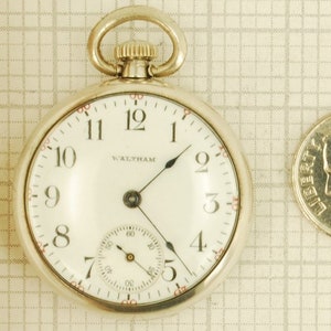 Waltham grade 315 vintage ladies' pocket watch, 3-0 size, 15 jewels, Sterling silver case, Mary Aquinas script image 9