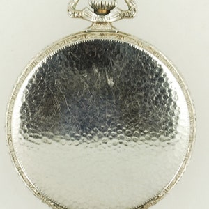 Waltham grade No. 1225 Colonial B vintage pocket watch, 12 size, 17 jewels, silver-toned engraved case, fancy dial image 6