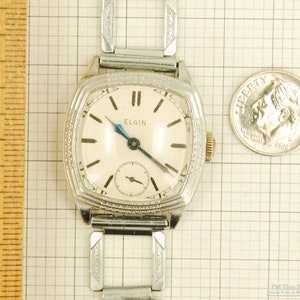 Elgin grade 485 vintage wrist watch, 7 jewels, heavy square chrome case with slightly flared sides image 7