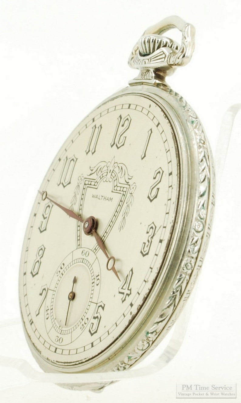 Waltham grade No. 1225 Colonial B vintage pocket watch, 12 size, 17 jewels, silver-toned engraved case, fancy dial image 2